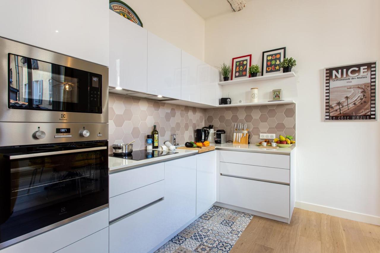 St Vincent - 3 Bedrooms, Magnificent,vaste, Sunny, A/c, Wifi *